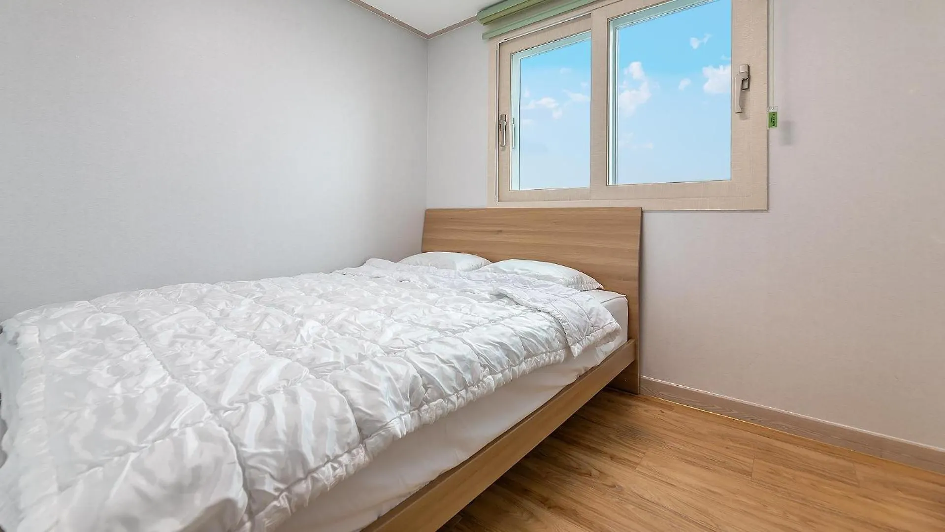 Jeju Jang Sugot Pension Guest house